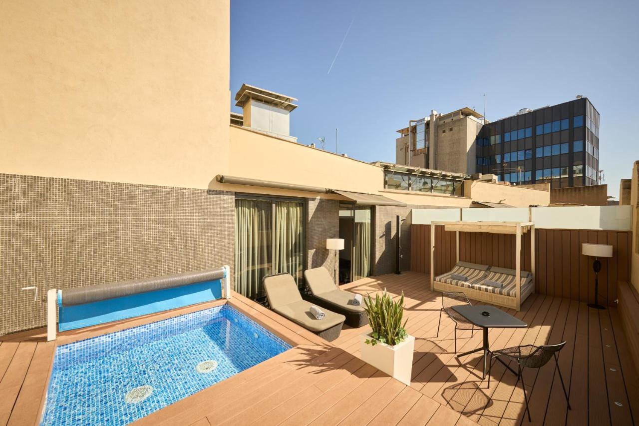 Barcelona Hotels with Pool Catalonia Catedral photo: 2